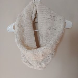 Calvin Klein White Circle Infinity Scarf